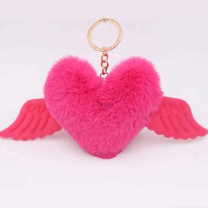 Tornari percorsi ali del cuore adorano la palla per capelli portachiavi a sospensione per peluche Girl Girl Ornaments Car Spect Gift Llaveros Pajer Pom Keechain