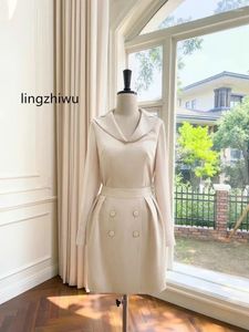 Рабочие платья Lingzhiwu Юбки набор дизайнер осень осенние женские женские женские