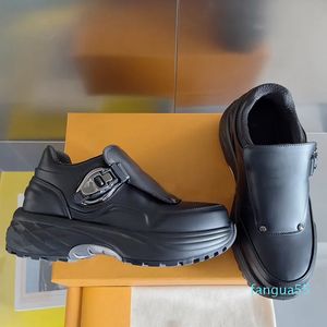 Mänskor Toppkvalitet Discovery Monk Luxury Sneakers Trend Platform Shoes Leather Made Upper Metal Buckle Lightweight Gummi slitstarka Sole