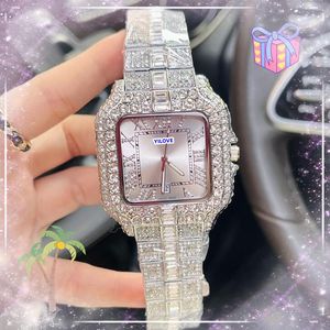 Luxury Squre Romance Dialtra di orologio Orologio Shiny Shiny Starry in acciaio inossidabile Clock Day Day Quartz Movement Diamonds Anello ghiacciato Bracciale hip hop orologi