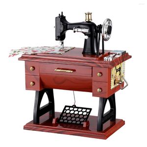 Dekorativa figurer Vintage Box Sewing Machine With Treadle and Mechanical Clockwork Model Design för hemmakontorsdekoration