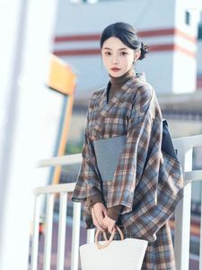 Ethnische Kleidung Vintage Style Frauen kariertes Frühlingskleid Japanisch Traditionelle Kimono Cosplay Kostüm -Pographie