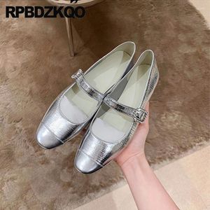 Elbise Ayakkabı Metalik Patchwork tıknaz Mary Jane Rhinestone Tokalı Kristal Kayış Orta Topuk Kadınlar Flats Toe Toe Çok Renkli Pompalar