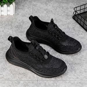 Sapatos casuais Autumn Light Shoose for Men Vulcanize masculina tênis Basket Ball Sport Models S Sepatu Shooes Shows Runings