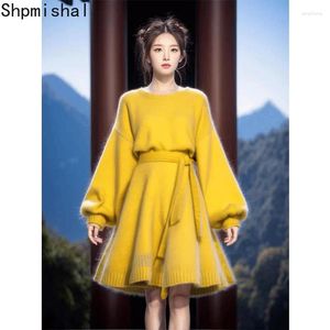 Vestidos casuais shpmishal outono e inverno feminino chinês vestido de versão aprimorada com lã solta amarela de alta qualidade