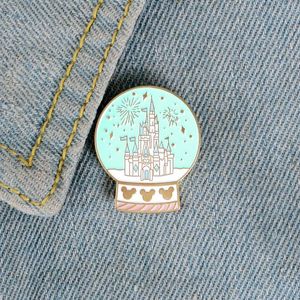 Dream Castle Crystal Ball Enamel Pin bajka tale fajerworki broszka broszka klapa