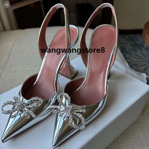 Scarpe begum sier mirror a sfiorature sier slingbacks tacchi sandali per le donne designer vestito di scarpe da scarpa da sera tacco 35-42