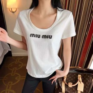 Designer MM Home 24SS Ny Teeu Collar Heavy Industry Nail Bead Series HSEWN Fashion Versatile Short Sleeve T-shirt