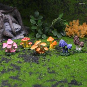 Figurine decorative Toys Toys Moss Terrarium Fungo Resina Decorazione della stanza fata Decorazione da giardino Accessori per vaso di fiori in miniatura fai -da -te Accessori