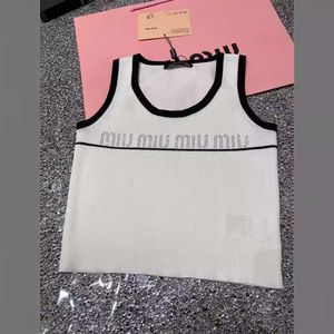 Designer MM Home 24SS New Diamond Letter U-Neck ärmelloses gestricktem Tanktop modisch vielseitig