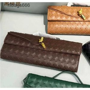 Fashion Hardware Long Purse Luxury Women Clutch Baguett Andiamo Lady Bag Buckle Lock Cross Handle Bags Woven bottegs Venetas 2024 Stick Single Ne Shoulder VNYS