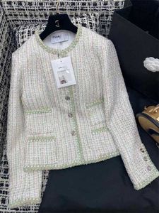 Women's Jackets designer 2023 Autumn/Winter New Nanyou Cha Small Fragrant Style Button Green Edge Multi Pocket Thick Tweed Short Coat 386S