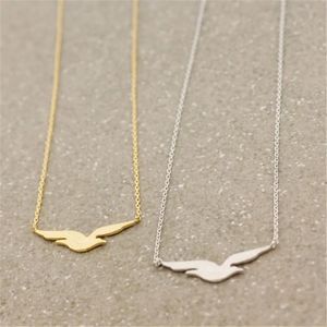 Söt fågel Seagull Pendant Halsband Kvinnlig Seabird Petrel Sea Gull Rostfritt stål CLAVICLE CHOKER FÖR KVINNA KVINLIGA GIRL Kedjan strand smycken gåva