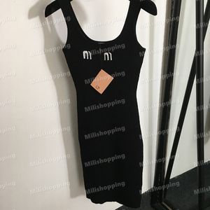 Miu Hip Wrap -Kleid Schlanke Weste Kleider kostenlose Größe Strick Frauenkleid Nachtclub Partykleider