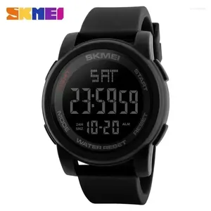 Armbandsur SKMEI 1257 Digital Watch Reloj Hombre Sports Men's Alarm Clock 5bar vattentät grossist för 8 stycken