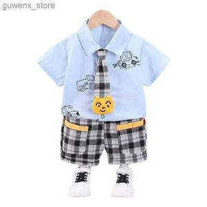 Kläder set nya sommar baby pojkar kläder passar barn mode skjorta pläd shorts 2st/set småbarn casual kläder spädbarn barn spårsuits y240415y240417421y