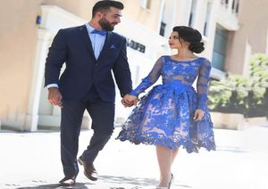 Elegante Royal Blue Cocktail -Kleider 2017 kurze Spitzenapplikationen Langarm Knie Länge Frauen Fashion Party Kleider für Abschluss3974261