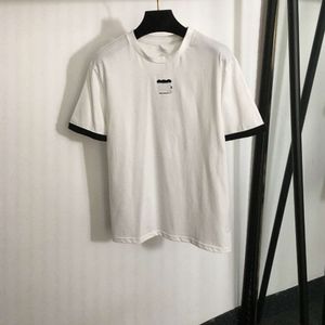 春/夏のスリムフィットレディースブラシフィルック刺繍文字カラーブロック半袖カジュアルTシャツ