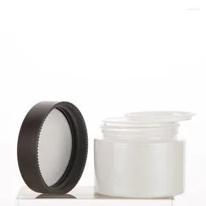 Storage Bottles Round Cosmetic Jar In 30g Empty Pearl White Glass Container For Facial Cream Packaging With Plastic