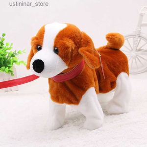 Fyllda plyschdjur Partihandel Barn Traction Rope Electric Dog Music Singing Walking Twisting skinkor Valp Plysch Toy Doll presenter L47