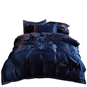 Bedding Sets Washed Silk Skirt Bed Sheet Four-Piece Ice Fitted Comforter Set Luxury