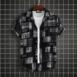 Plaid Stripe 3D Printed Men Shirt ManWomen Casual Fashion Short Sleeves Shirts Button Lapel Streetwear Oversized Unisex Clothes 240415