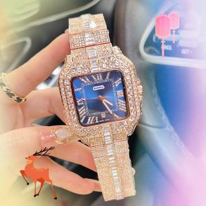 Glänzend Sternen automatisch Date MEN WATCHEN LUXURY Square Römische Panzer Zifferblatt Quarz Bewegung Uhr Full Diamonds Ring Lünette Tag Date vereisert Hip Hop Armbanduhr Geschenke