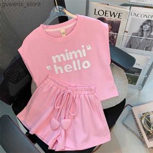 衣料品セット女の子の服セット夏の子供の短袖セットティーンエージュガールズレターTシャツショーツスポーツウェアセットY240415