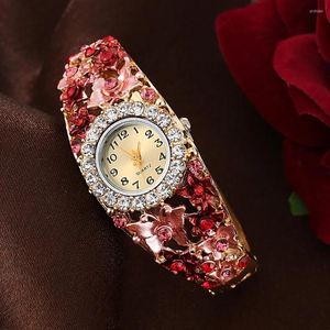 Armbanduhr Frauen Blumenarmband kleine Markt Damen Uhrenset Set