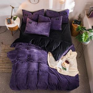 Bedding Sets 4pcs Winter Warm Conjunto de laterais duplos de flanela de flanela tampa de edredom de folha plana e fronhas