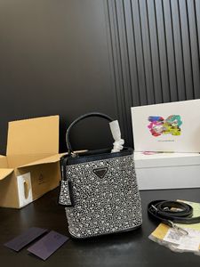 Designer -Taschen -Einkaufstasche Eimer 2024 neue Diamanttaschen Luxusbeutel Umhängetasche Kreuzkörper Frauen Handtaschen Umhängetasche Geldbörse Damen Clutch Modes Bag Inlay Bling Bags