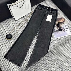 Women's Jeans designer 2024 Early Spring New Nanyou Cha Versatile Slim Letter Embossed Pattern Contrast Color Micro Horn 6XAI