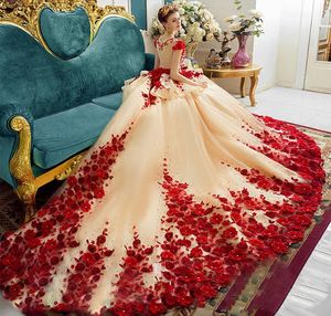 3D Flora Applique Prom Dreess 2018 샴페인 및 빨간 공 가운 이브닝 가운 Peplum Sheer Back Back Covered Buttons Vintage Bridal Go6022018
