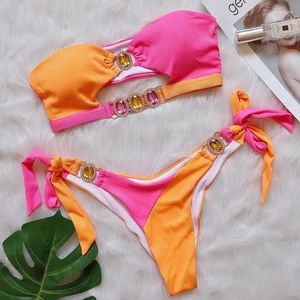 Moda de banho feminina Sexy Rhinestones Bikinis 2024 Mulheres fêmeas de banho feminina Terno de banho Meninas Brasileiro brasileiro Bather de roupas de praia