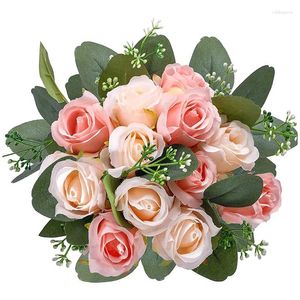 Flores decorativas 17pcs rosa artificial 12 seda e 5 folhas de eucalipto caem a granel para festa de casamento