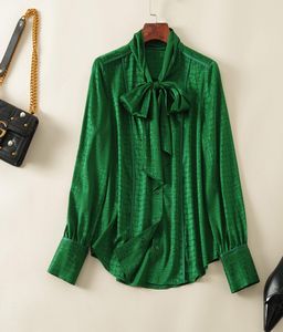 2022 Spring Long Sleeve Round Neck Green Solid Color Natural Real Silk Ribbon Tie Bow SingleBreasted Soie Blouse Elegant Casual S6502879