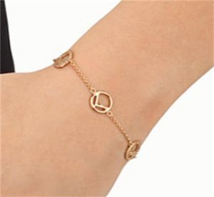 Frauen Premium Gold Armbänder Designer Kettenarmband Luxus Diamant Brief Design F Bracelet Fashion Jewelry9968204