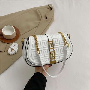 New Style Designer Shoulder Bag For Women Hot Selling Retro Saddle Bag Fashion Temperament High-end Texture Solid Color Chain Bag Diagonal Crossbody Bag Coin Purses