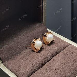 Tiny Stud Pearl Earring Designer Pearl Stud Single Pearl Earring Fashion Classic Earring Gift Earring