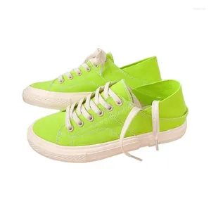 Casual skor fluorescerande grönt tvåkläder duk vulkanisera kvinnor glider på mulor sneakers 2024 Autumn Student White