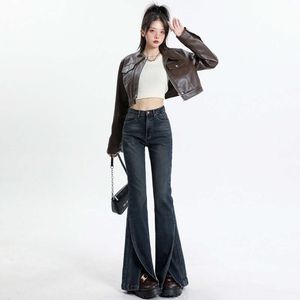 2024 Spring New Micro Horn Denim Pants Womens Design Split Slim Fit Elastic Floor Raging Pants
