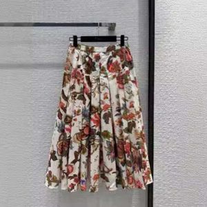 Designer Kk24 Early Spring Vacation New Product Vesel Ruyi Flower Butterfly Element Pattern Long Half Skirt