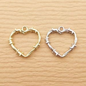 10 pezzi di fascino cardiaco per gioielli per la collana Accessori per braccialetti per le orecchini a sospensione per le forniture artigianali in metallo 240408