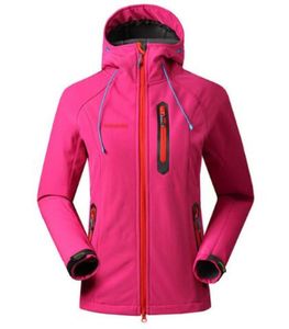 ファッションソフトシェルジャケット女性ブランドレインコート屋外ハイキング服女性風の柔らかいシェルフリースジャケット2052976