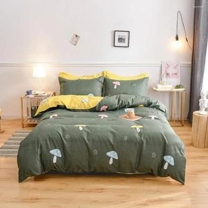 Sängkläder sätter grönt svampuppsättning lyxblommor täcke täcker lyckliga klöver och rutiga reversibelt sängkläder hemtextil