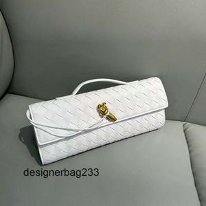 Weaving Lady Cros Bags Horizontal Bottegs Venetass Cowhide Bag Shoulder New Long Banquet Clutch Handbag Andiamo Single Women Baguette Handbags FTB9