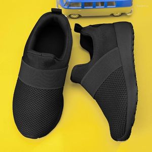 Buty swobodne Damyuan Breathbale Children Sneakers Black Sports Boys Niepoślizgowe mokasyna trenerów zapatillas wulkanizowany tenis