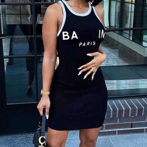 2Summer Luxury Marka Tasarımcı Elbise Moda Mektubu Baskılı Elbiseler Kadın İnce Hızlı Kuru Mini Etek Amerikan Kadın Giysileri Plus Boyut 3xl 4xl