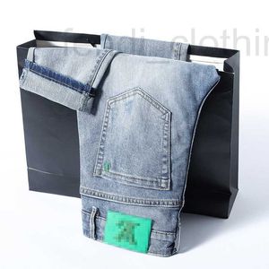 Brand designer di jeans maschile coreano nuovo di fascia di fascia alta in rilievo in rilievo slim fit gambings 4frf 4frf