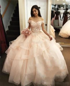 Blush Pink Ballgown Quinceanera Sukienki eleganckie z luksusowej luksusowej koraliki koronkowe aplikacje warstwy Tiul Sweet 16 urodzinowy suknia balowa